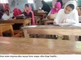 বাউফলে একটি কলেজে বিশেষ ব্যবস্থায় পরীক্ষা!