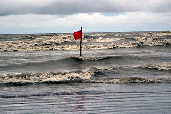 বঙ্গোপসাগরে লঘুচাপ, বন্দরসমূহে 4 নম্বর সতর্ক সংকেত