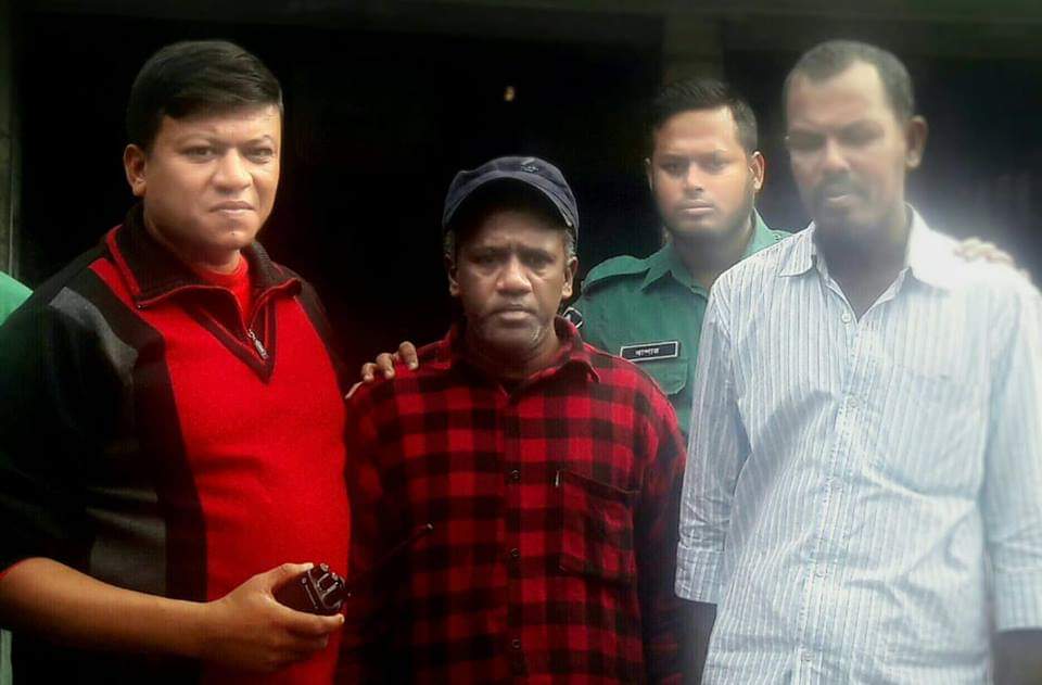 নগরীতে  ভেজাল তেলসহ আটক দুই