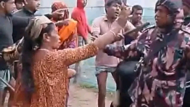 রৌমারীতে ভারতীয় গরু উদ্ধা‌র করতে গিয়ে গ্রামবাসীর সঙ্গে সংঘর্ষে জড়ালো বি‌জি‌বি