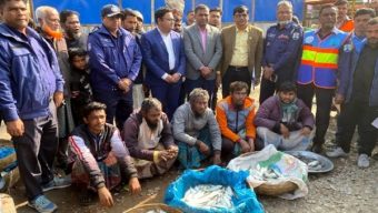 নগরীতে ৫ জাটকা মাছ ব্যবসায়ী আটক