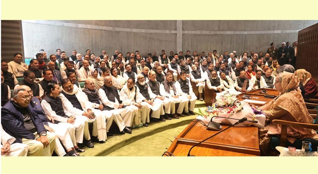 ষড়যন্ত্র অব্যাহত আছে, সতর্ক থাকতে হবে : প্রধানমন্ত্রী