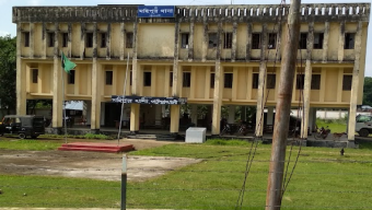 মহিপুরে বাবা-ছেলেকে এলোপাথাড়ি পিটিয়ে জখম