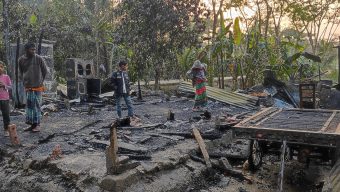 বাউফলে বউ আনতে বাধা, জামাইয়ের আগুনে শ্বশুরের ঘর পুড়ে ছাই