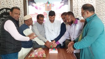 কাউখালী প্রেসক্লাবের সাধারণ সম্পাদক সৈয়দ বশির আহম্মেদের জমকালো আয়োজনে জন্মাদিন পালন