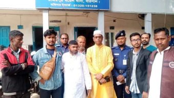 এক যুগ পূর্বে হারিয়ে যাওয়া ছেলে পরিবারের কাছে