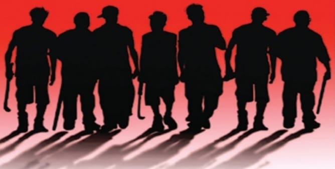 নলছিটিতে বাসস্থলে হামলা চালিয়ে কিশোর গ্যাংয়ের ডাকাতি