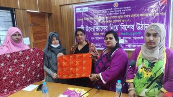 কলাপাড়ায় নারী উদ্যোক্তাদের নিয়ে বিশেষ উঠান বৈঠক অনুষ্ঠিত