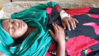 গলাচিপায় ১ সন্তানের জননীকে মধ্যযুগীয় কায়দায়  মারধর হাসপাতালে ভর্তি