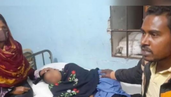 ছাত্রীকে শিক্ষকের বেধড়ক মারধর, হাসপাতালে ভর্তি