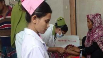 গৃহবধূকে মারধর করে অর্থ ও স্বর্ণালংকার লুট