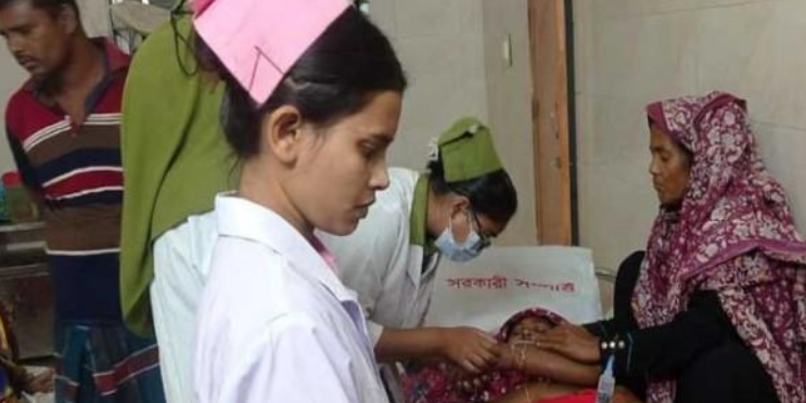 গৃহবধূকে মারধর করে অর্থ ও স্বর্ণালংকার লুট