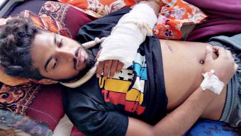 মাদক ব্যবসায় বাধা প্রদান করায় এক যুবককে কুপিয়ে হত্যার চেষ্ঠা