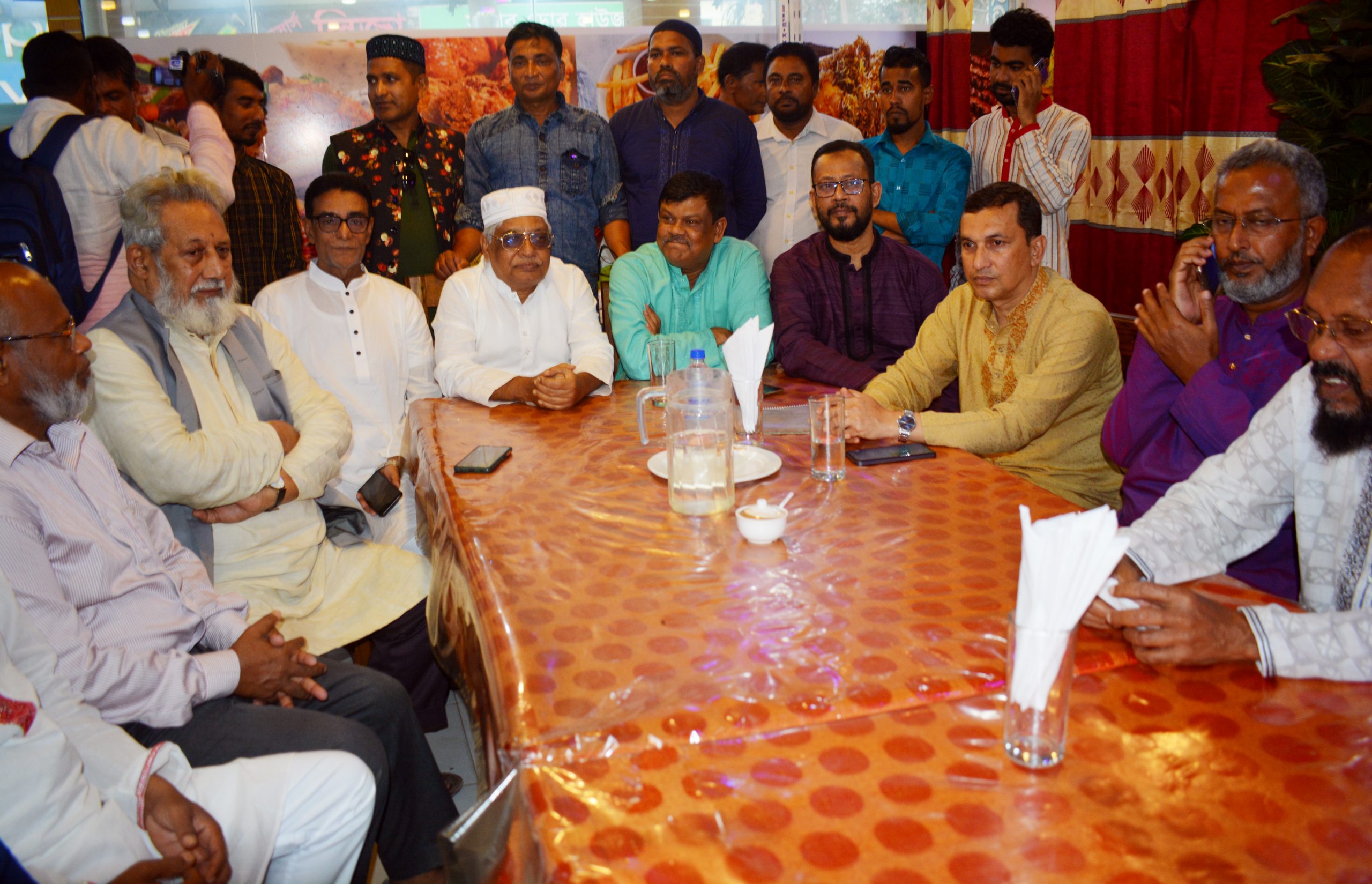 আমরা দেশের মানুষকে ৭ই জানুয়ারী ভোট কেন্দ্রে না যাওয়ার আহবান করেছি দেশের মানুষ আমাদের কথায় সাড়া দিয়ে ভোট দিতে যায়নিঃ– কেন্দ্রীয় বিএনপি ভাইস চেয়ারম্যান বরকত উল্লাহ ভুলু