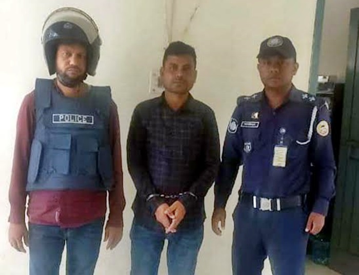 হত্যা মামলায় ইউপি সদস্যসহ গ্রেফতার-২