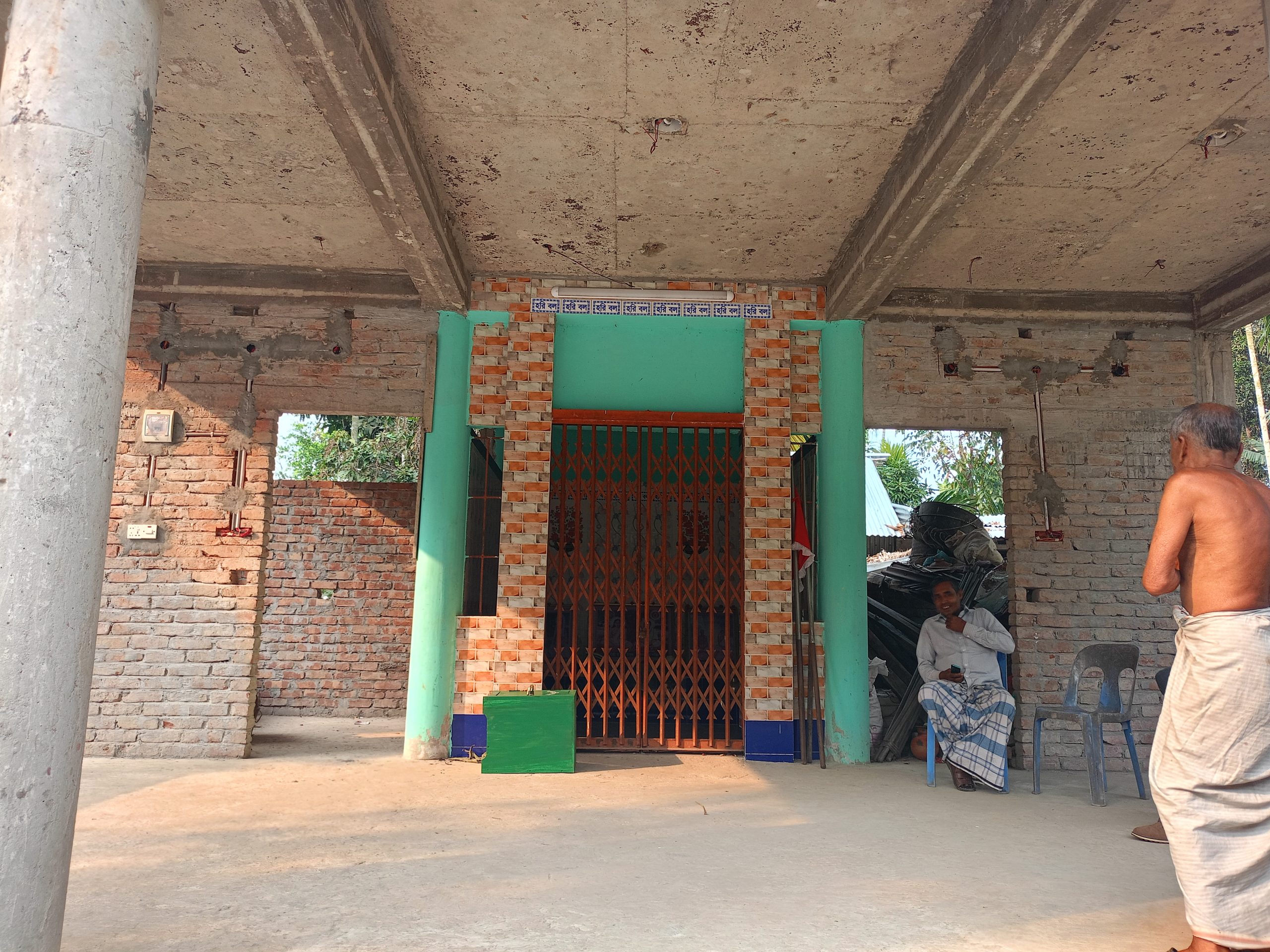 বেতাগীর পুটিয়াখালী হরিচাঁদ মন্দিরের পূজার সামগ্রি চুরি, পূজা উদযাপন পরিষদের নিন্দা