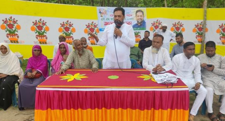 সদর উপজেলার কেউ শিক্ষা ও চিকিৎসার অভাবে থাকবে না : এস এম জাকির