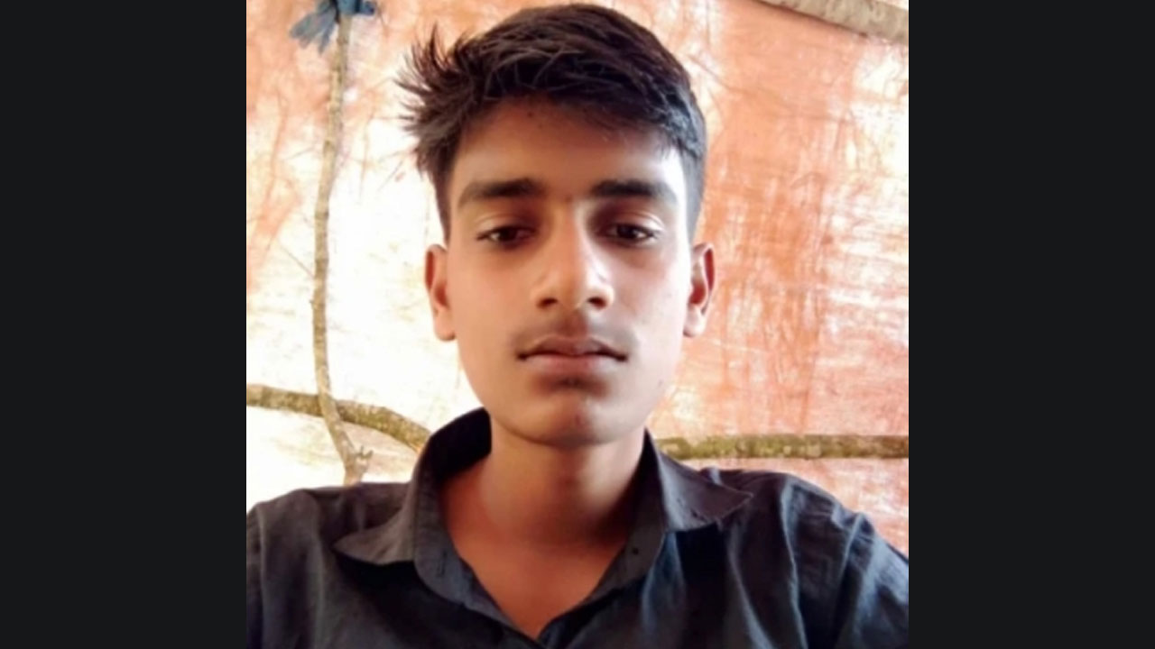 মায়ের সঙ্গে অভিমান করে ছেলের আত্মহত্যা