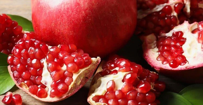 পাকা বেদানা খুঁজে কিনবেন যে কৌশলে