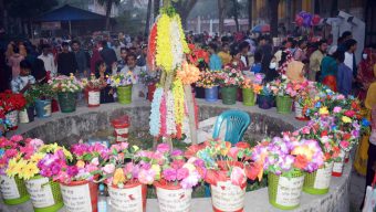 বরিশালে জমে উঠেছে তিনদিন ব্যাপি উদীচীর বৈশাখী মেলা