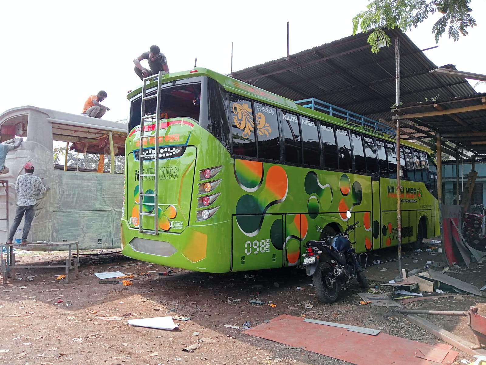 ঈদে ‘ফিট’ তকমা লাগিয়ে নামছে আনফিট বাস