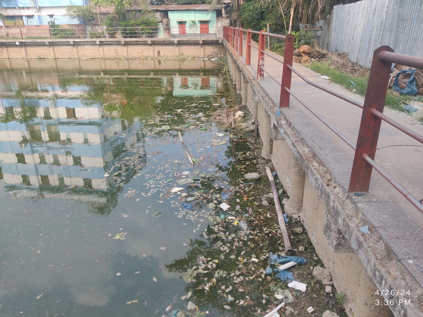 ইজারার মেয়াদ শেষ হওয়াতে বিষ প্রয়োগ