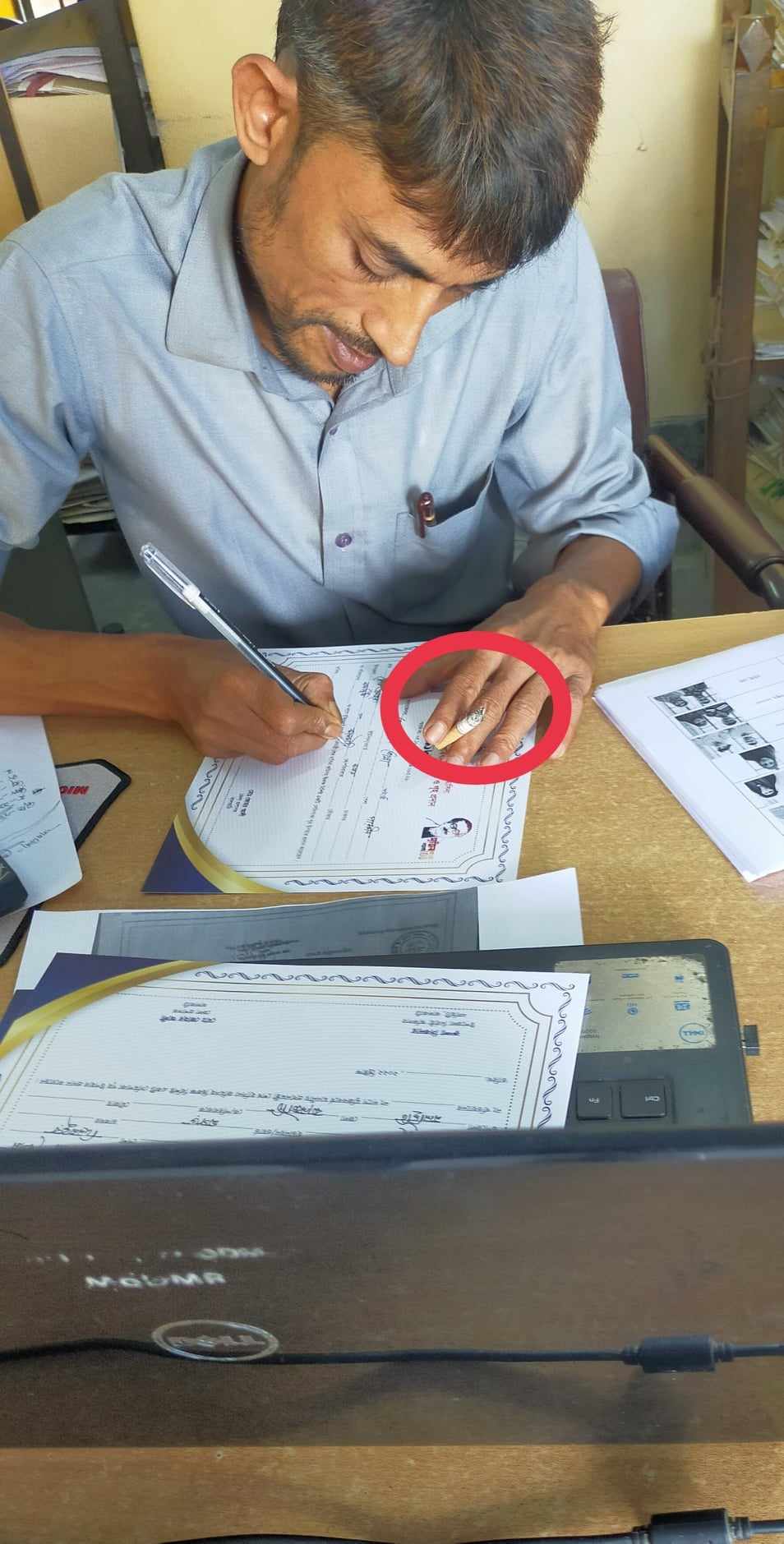 বদলী হলো নিজ কার্যালয়ে ধূমপান করা সেই উপ সহকারী প্রকৌশলী