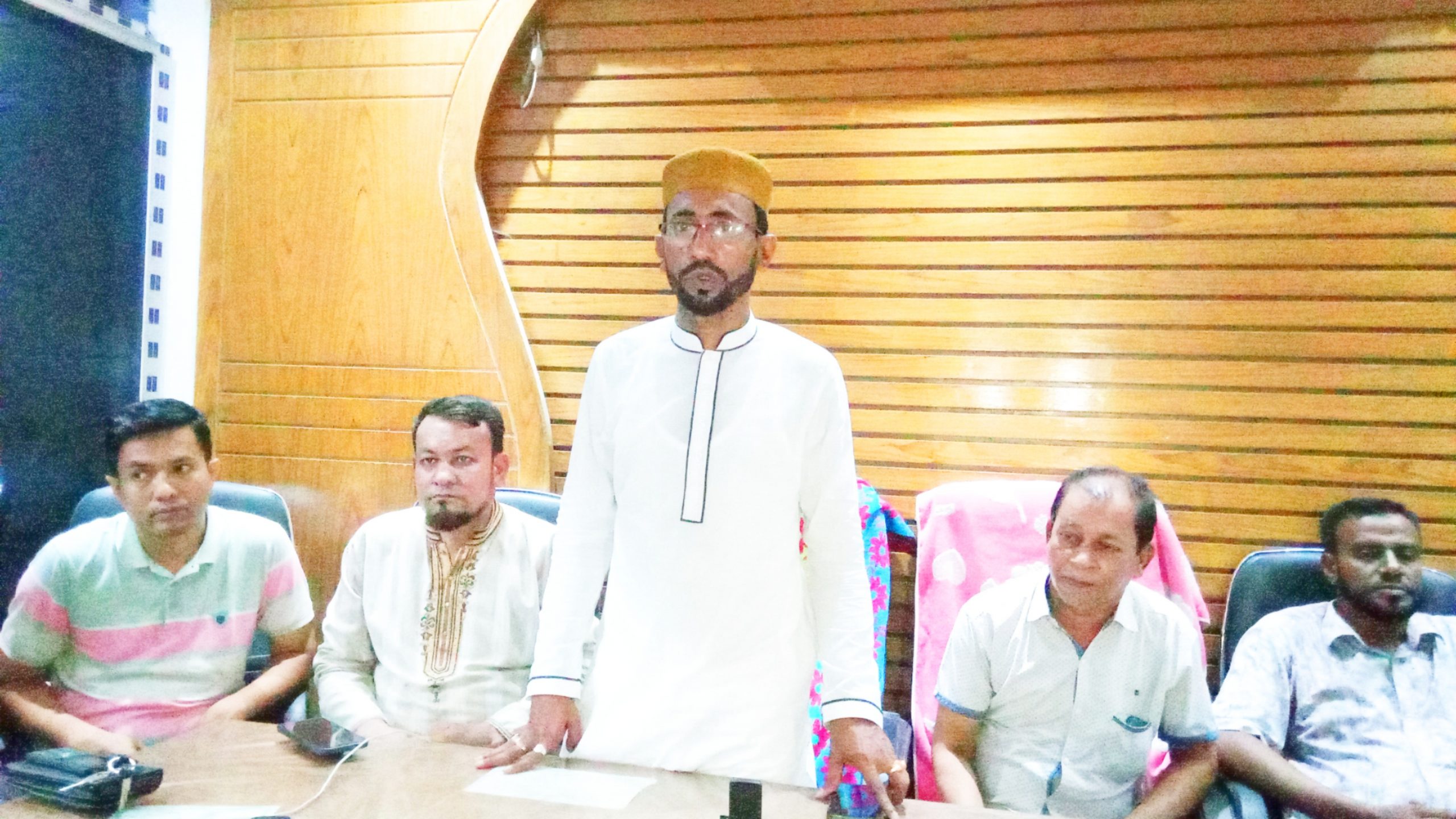 ভাইস চেয়ারম্যান প্রার্থী জাকির হোসেনের মতবিনিময় অনুষ্ঠিত