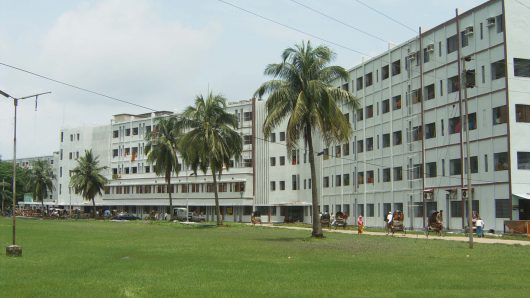 রোগীদের সেবা অব্যাহত রাখতে শেবাচিম হাসপাতালের স্থানীয় চিকিৎসক-কর্মচারীদের ছুটি বাতিল