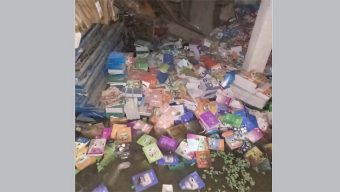 ঘূর্ণিঝড় রেমেল : দশমিনায় বিদ্যালয়ের বই পানিতে ভাসছে