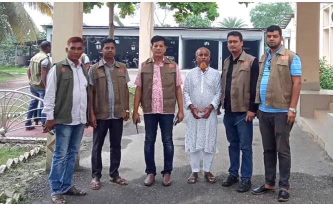 সৌদি রিয়াল প্রতারণা মামলায় ইউপি সদস্য গ্রেপ্তার