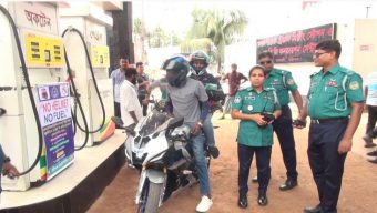 বরিশালে নো হেলমেট, নো ফুয়েল