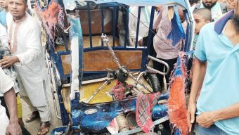 লালমোহনে বাস-অটোরিকশার মুখোমুখি সংঘর্ষে আহত-৫