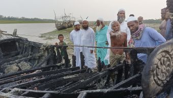 নিঃস্ব জেলে পরিবার, ১০ লাখ টাকার ক্ষতি