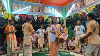 বেতাগীতে রাধাগোবিন্দ মন্দিরের কৃষ্ণনাম কির্ত্তন সম্পন্ন
