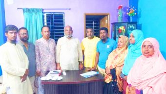 লালমোহন উপজেলা চেয়ারম্যান পদে আকতার হোসেনকে বিজয়ে ফরাজগঞ্জ ইউপি চেয়ারম্যান ও মেম্বাররা ঐক্যবদ্ধ