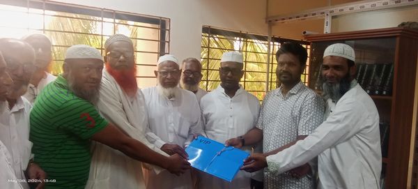 ইউপি চেয়ারম্যান থেকে পদত্যাগ করে উপজেলা চেয়ারম্যান পদে মনোনয়ন দাখিল