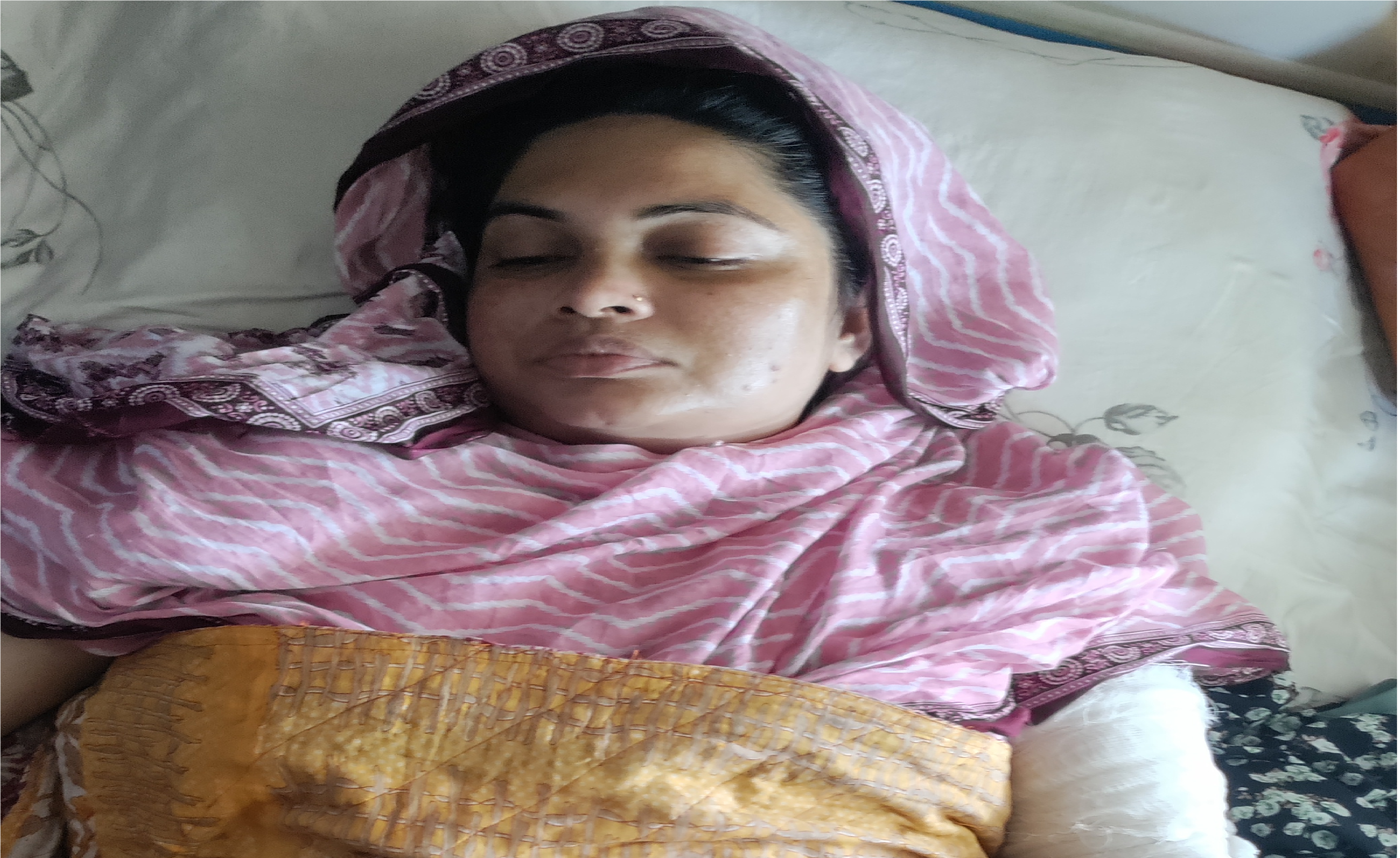 তজুমদ্দিনে মহিলা ভাইস চেয়ারম্যান প্রার্থীর উপর হামলা, তিনজন আটক