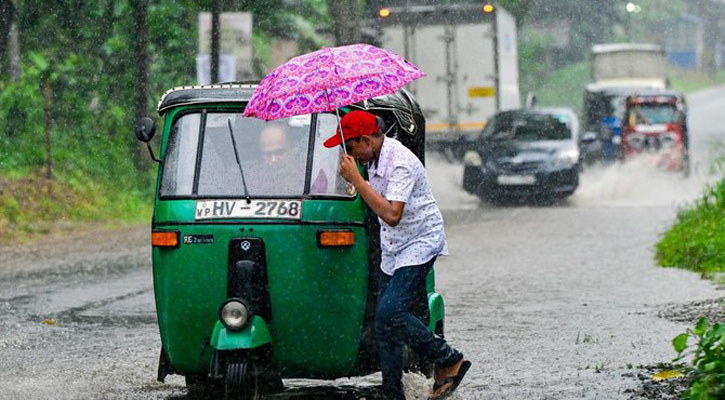শ্রীলঙ্কায় মৌসুমী বন্যায় নিহত ১৪, স্কুল বন্ধ ঘোষণা