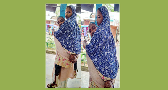 পটুয়াখালীতে মেয়ের চিকিৎসার জন্য কোলে নিয়ে ঘুরছেন এক বাবা