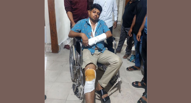পাথরঘাটায় ছাত্রলীগের কেন্দ্রীয় নেতার ওপর বহিষ্কৃত নেতার হামলা