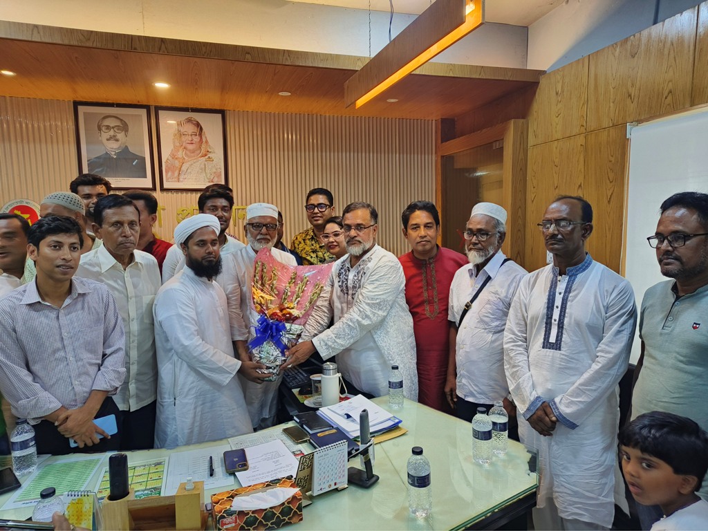 আমতলী উপজেলা পরিষদের নবনির্বাচিত চেয়ারম্যান ও ভাইস চেয়ারম্যানদ্বয়ের দায়িত্ব গ্রহন