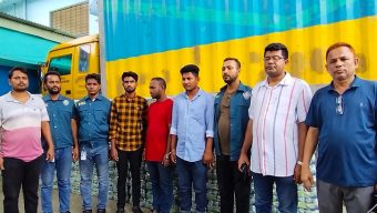 পটুয়াখালীতে বিপুল পরিমাণ অবৈধ বিয়ার জব্দ, গ্রেপ্তার ৩