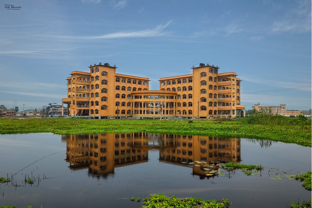 শিক্ষা কার্যক্রমে মনোনিবেশ করার সিদ্ধান্ত ববি শিক্ষার্থীদের