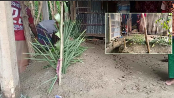 ভোলায় কবরস্থানে জায়গা না পেয়ে ঘরের মেঝেতেই মাকে দাফন