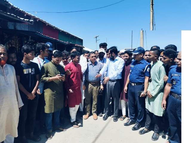 মনপুরা-তজুমুদ্দিন নৌরুটে ৮ মাস বন্ধ যাত্রীবাহি সি-ট্রাক