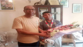 চরফ্যাশনের সাবেক এমপি নাজিমউদ্দিন আলমের সাথে সাংবাদিক জিল্লুর রহমান আজাদের সাক্ষাৎ