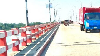 কুড়িগ্রামের ধরলা সেতু পছন্দের ঠিকাদারকে ইজারা দিতে দেড় কোটি টাকা লোকসান সরকারের
