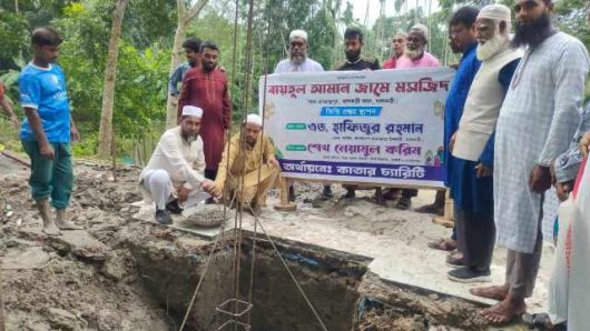 ঝালকাঠিতে কাতার চ্যারিটির অর্থায়নে মসজিদ নির্মাণ কাজের ভিত্তিপ্রস্তর স্থাপন