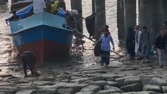 সারাদেশে নৌ-যোগাযোগ বন্ধ, বিচ্ছিন্ন মনপুরা